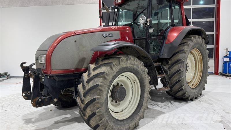 Valtra T190 Tratores Agrícolas usados