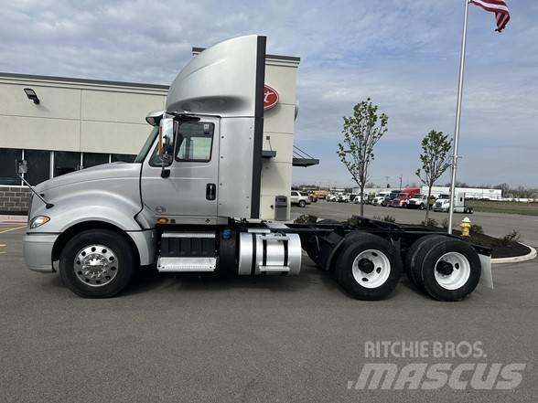 International PROSTAR Tractores (camiões)