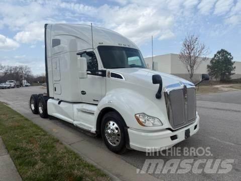 Kenworth T680 Tractores (camiões)