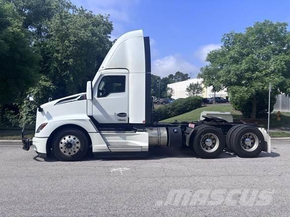 Kenworth T680 Tractores (camiões)