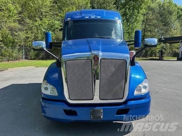 Kenworth T680 Tractores (camiões)