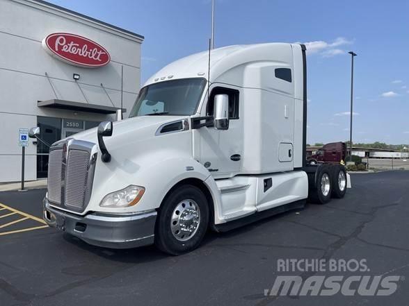 Kenworth T680 Tractores (camiões)