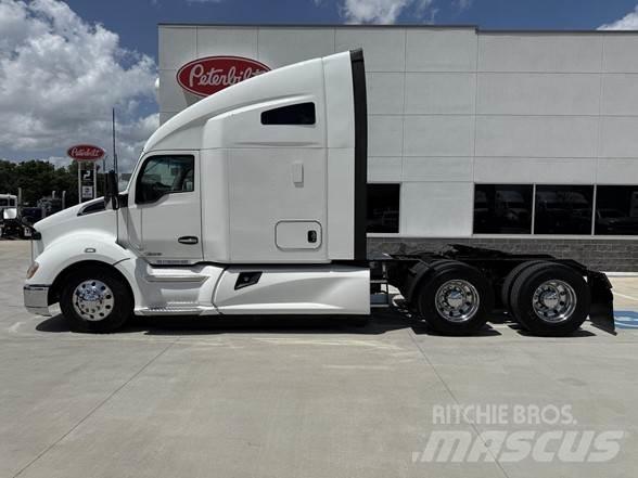 Kenworth T680 Tractores (camiões)