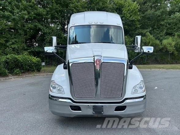 Kenworth T680 Tractores (camiões)