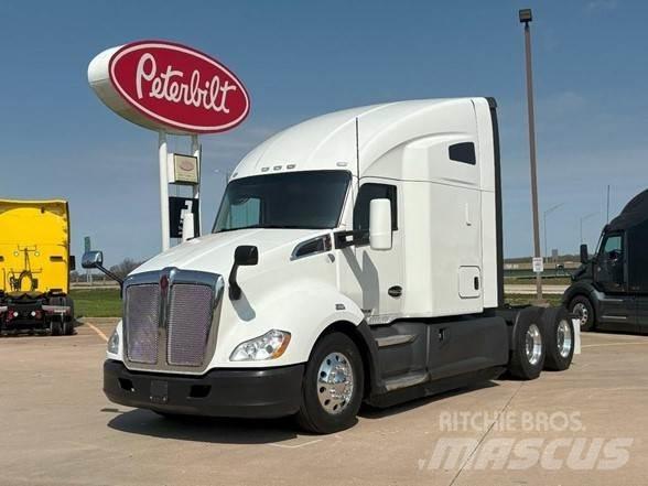Kenworth T680 Tractores (camiões)