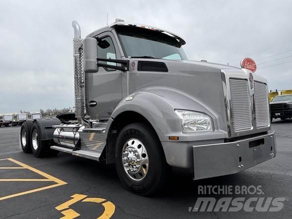 Kenworth T880 Tractores (camiões)