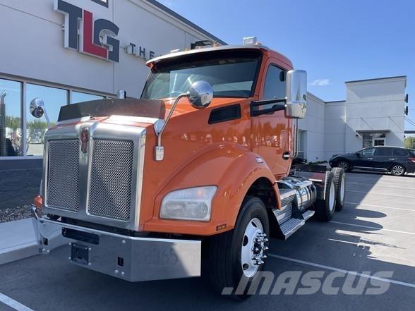 Kenworth T880 Tractores (camiões)