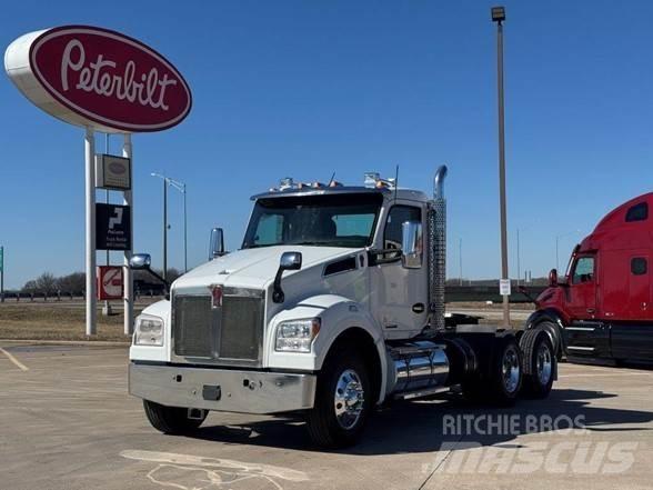 Kenworth T880 Tractores (camiões)