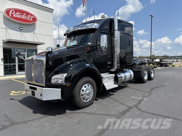 Kenworth T880 Tractores (camiões)