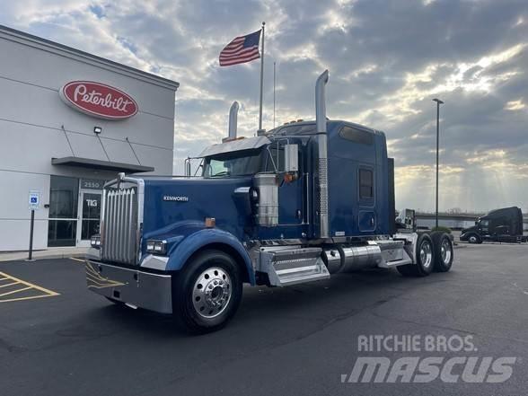 Kenworth W900 Tractores (camiões)