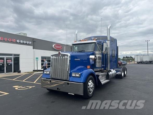 Kenworth W900 Tractores (camiões)