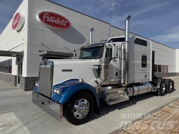 Kenworth W900B Tractores (camiões)