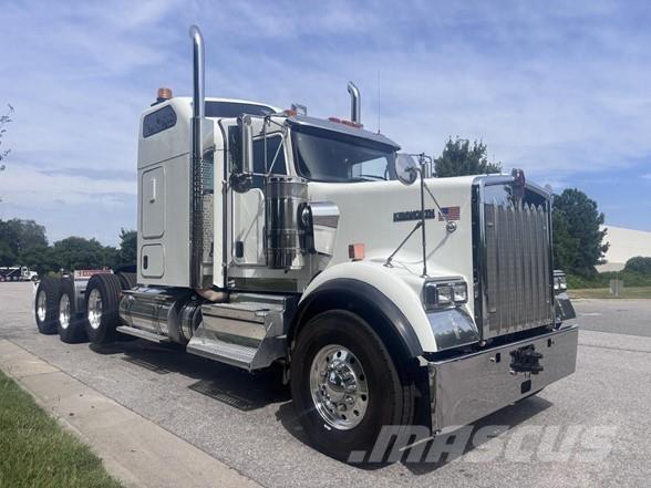 Kenworth W900B Tractores (camiões)