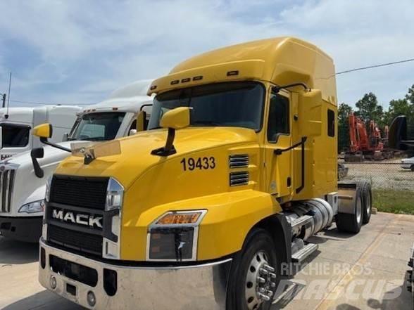 Mack ANTHEM 64T Tractores (camiões)