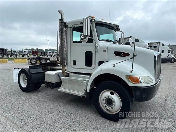 Peterbilt 337 Tractores (camiões)