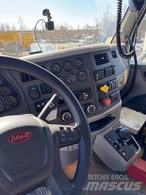 Peterbilt 567 Camiões basculantes
