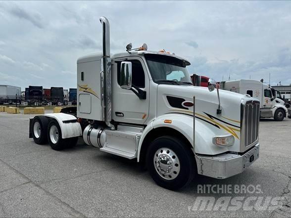 Peterbilt 567 Tractores (camiões)
