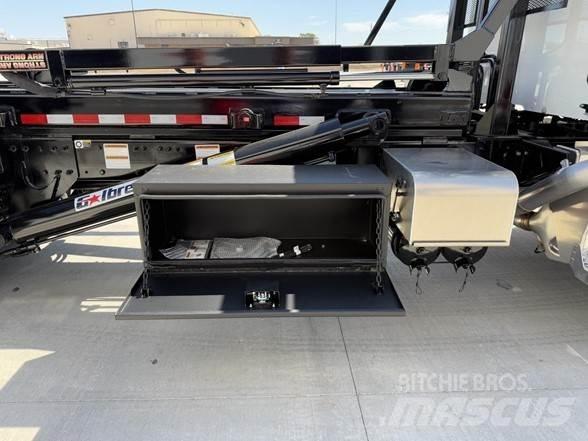 Peterbilt 567 Camiões de chassis e cabine