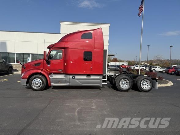 Peterbilt 579 Tractor Units