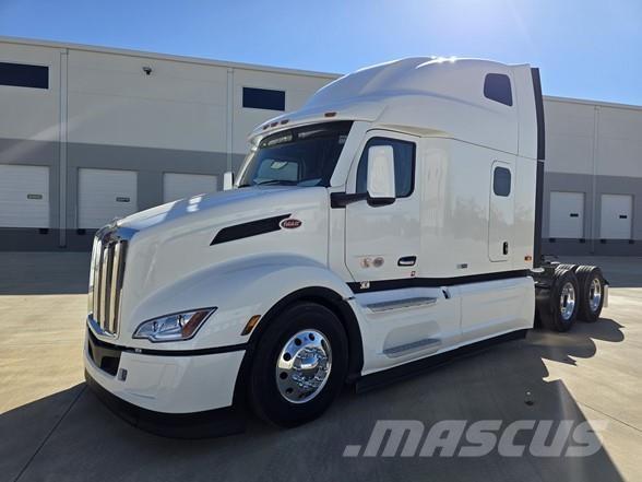 Peterbilt 579 Tractor Units