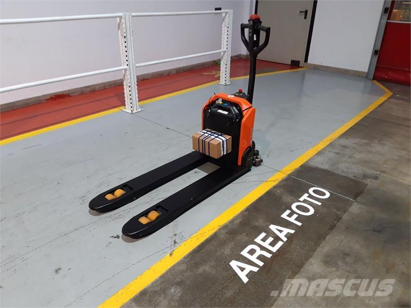 BT LHE130 Empilhadores eléctricos