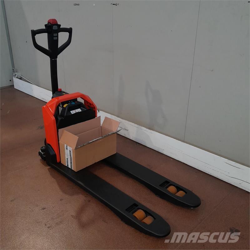 BT LHE130 Empilhadores eléctricos