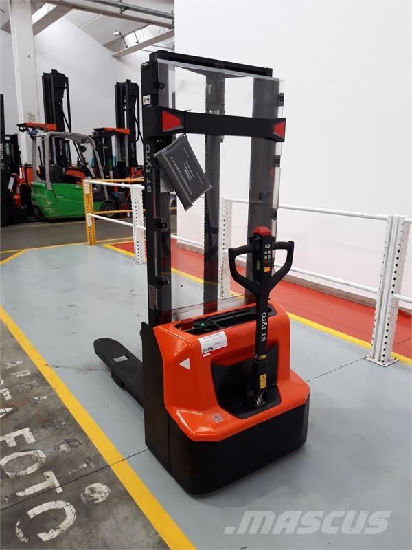 BT SHE100 Porta-paletes manuais