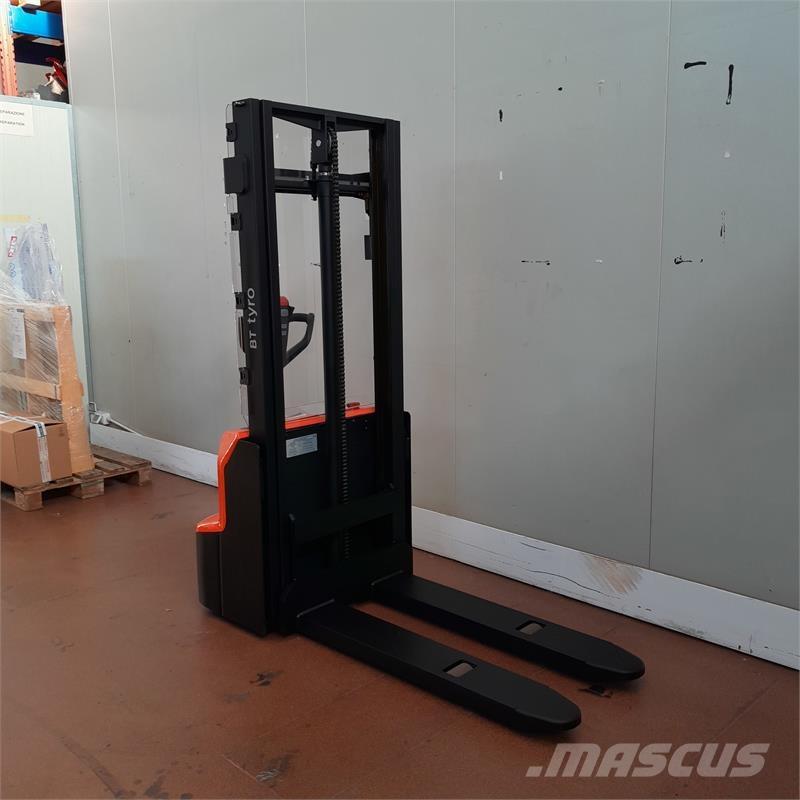 BT SHE100 Porta-paletes manuais