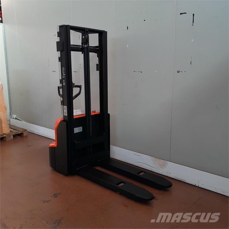 BT SHE100 Porta-paletes manuais