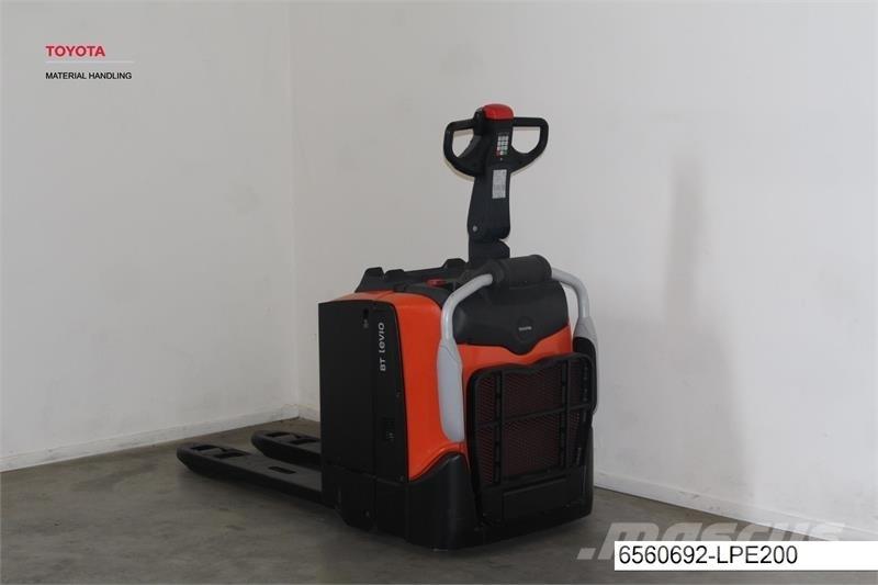BT LPE200 Porta-paletes com plataforma