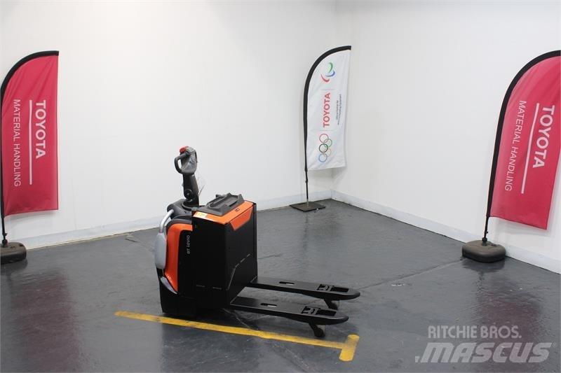 BT LPE200 Porta-paletes com plataforma