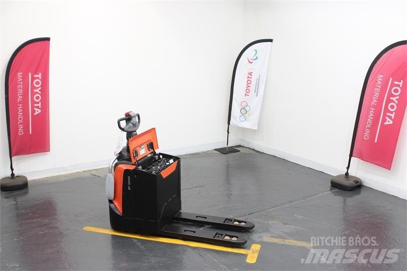 BT LPE250 Porta-paletes com plataforma