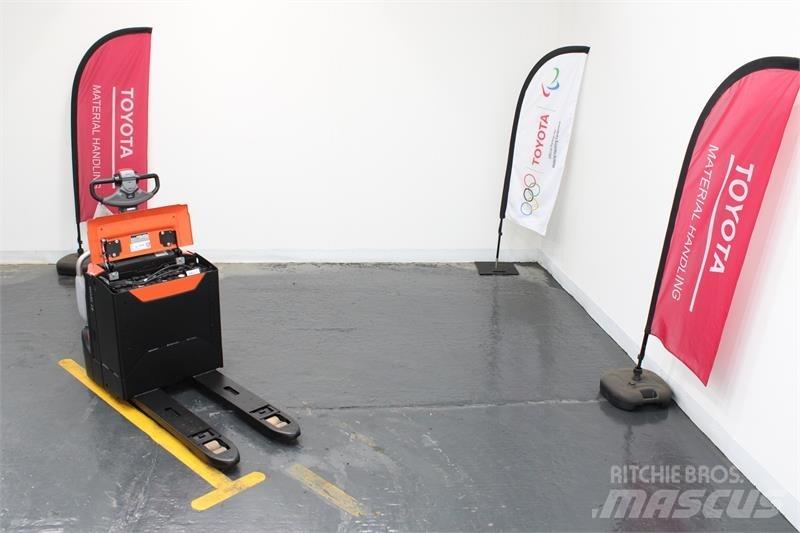 BT LPE250 Porta-paletes com plataforma