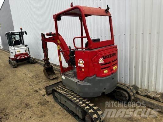 Volvo ECR25D Canopy Mini Escavadoras <7t