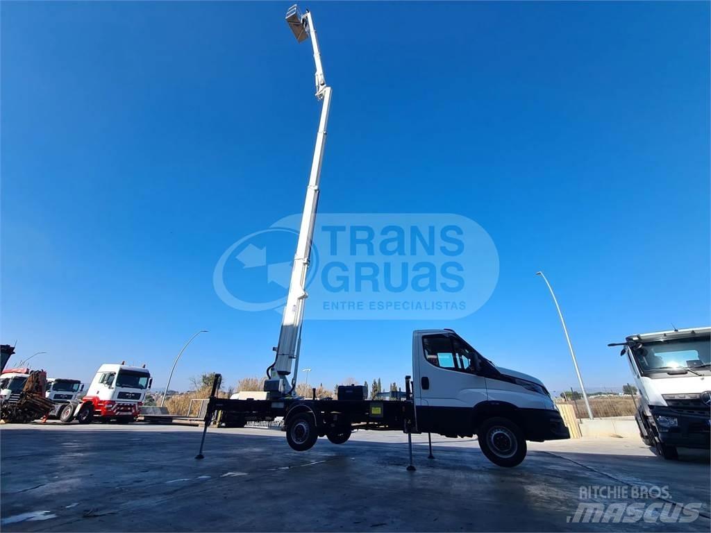 Cela DT Truck 25 Plataformas aéreas montadas em camião