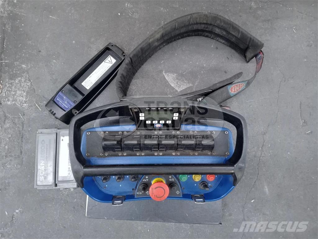 HMF 2120 K RC Gruas carregadoras