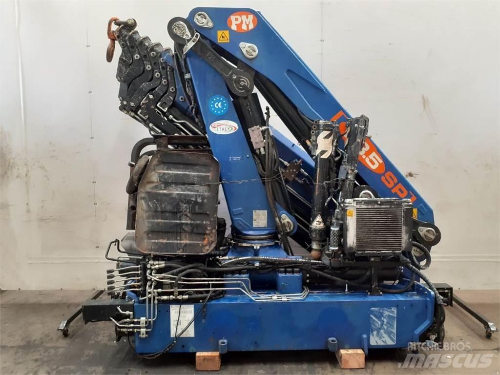 PM 23526 SP Gruas carregadoras