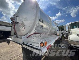 Polar  Semi Reboques Cisterna