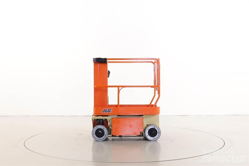 JLG 1230ES Plataformas de Mastro Vertical