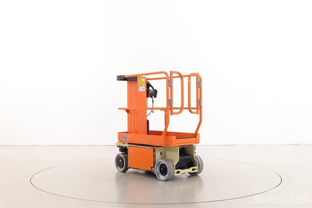 JLG 1230ES Plataformas de Mastro Vertical