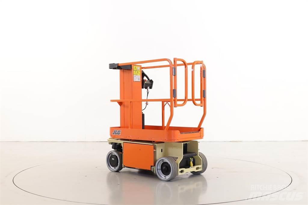 JLG 1230ES Plataformas de Mastro Vertical