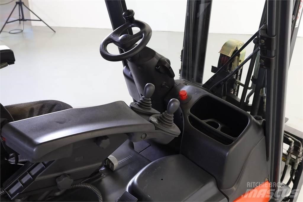 Linde E16L-01 Empilhadores eléctricos