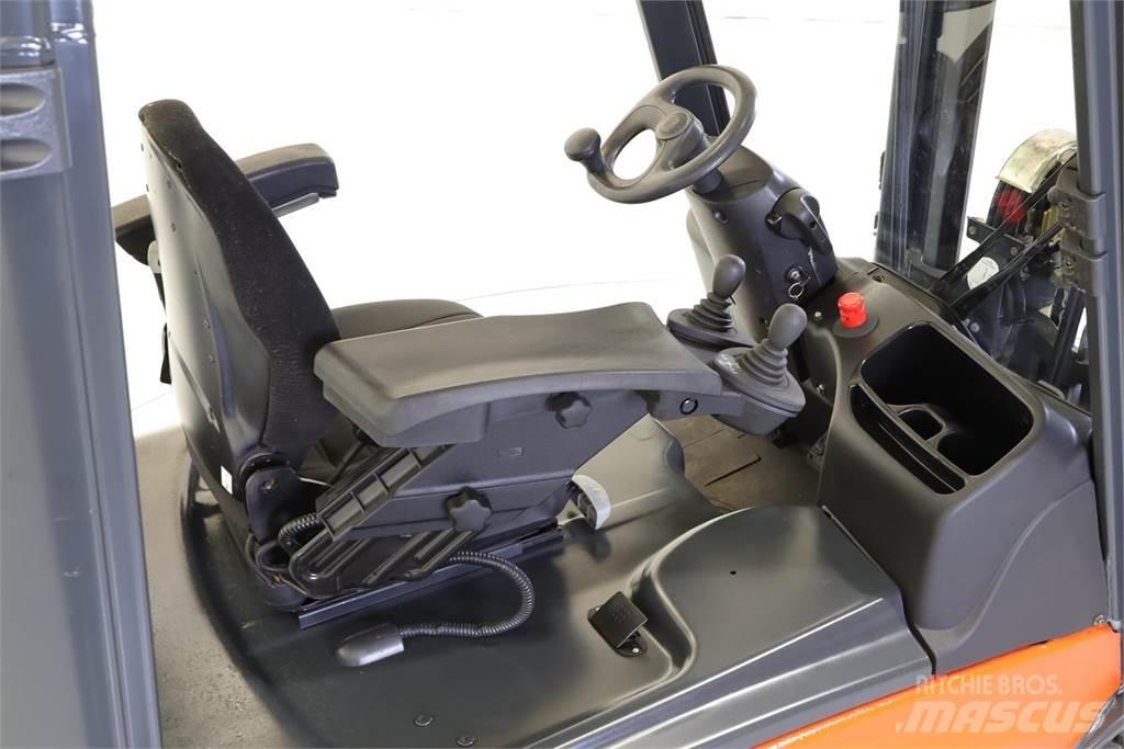 Linde E16L-01 Empilhadores eléctricos