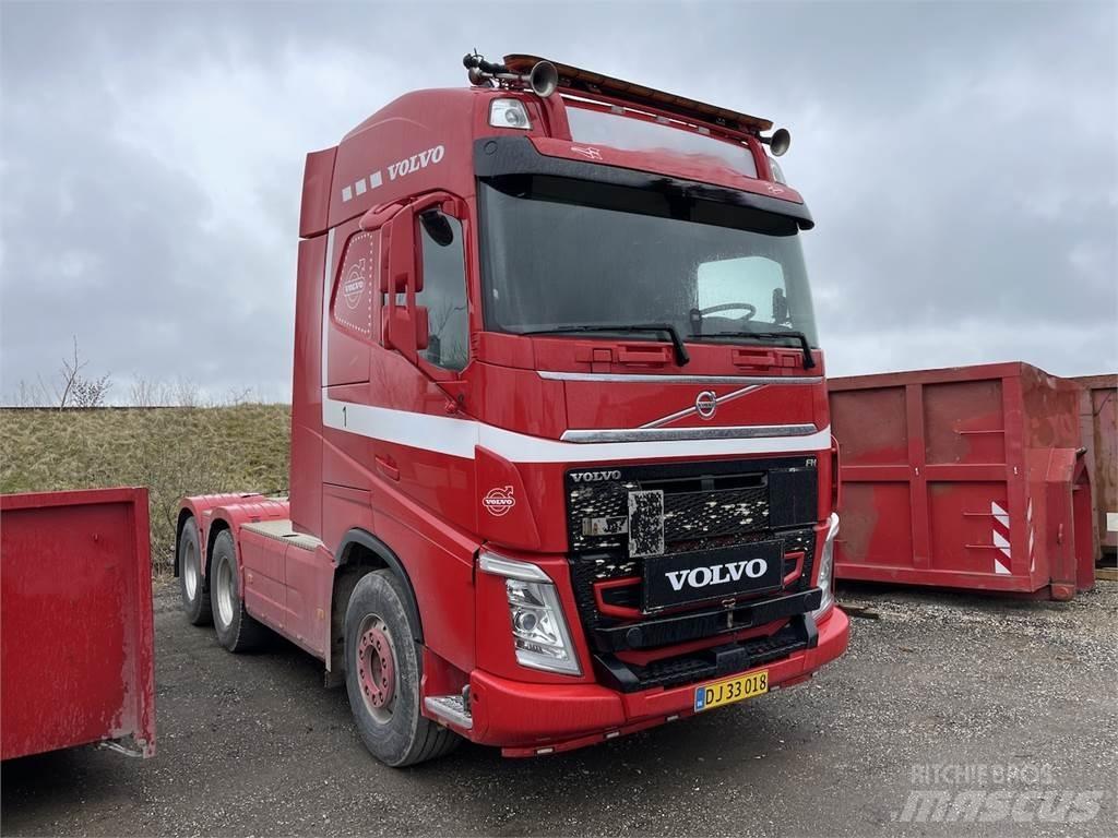 Volvo FH540 Semi Reboques Carga Baixa
