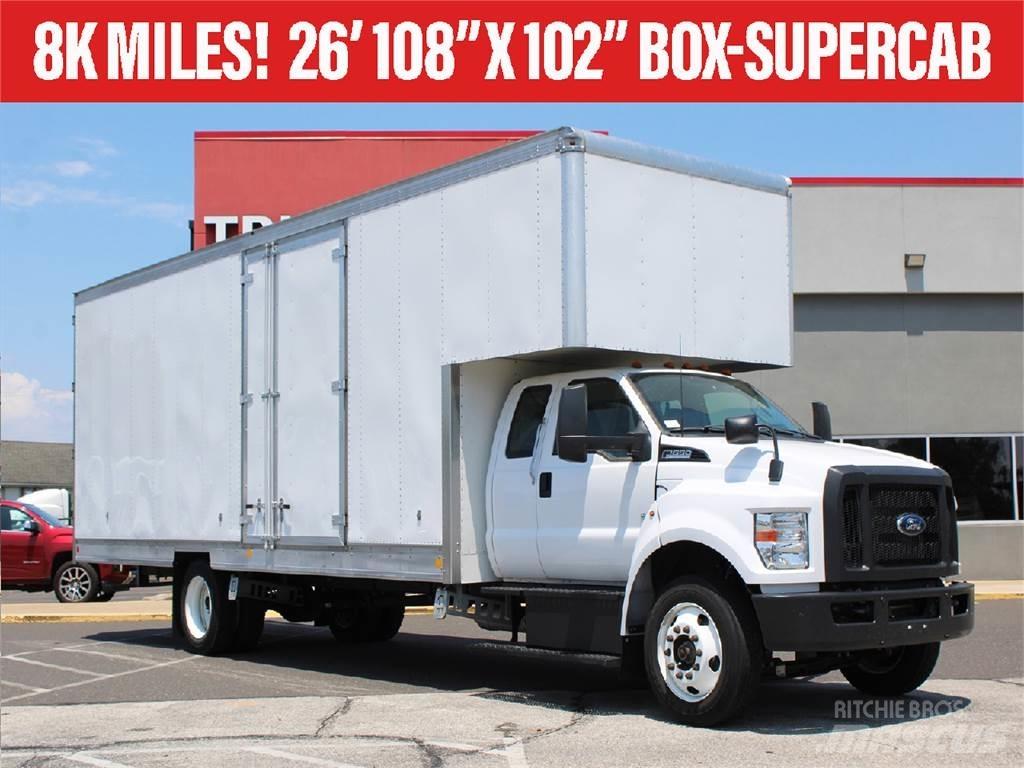 Ford F-650 Camiões de caixa fechada