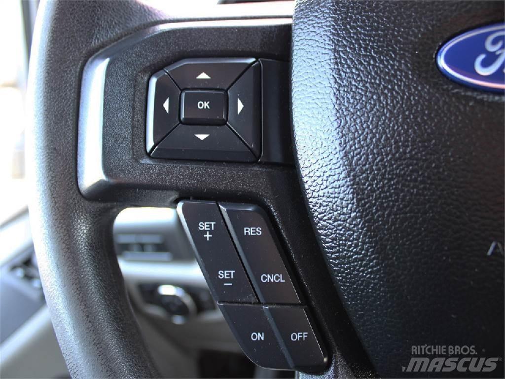 Ford F550 Camiões basculantes