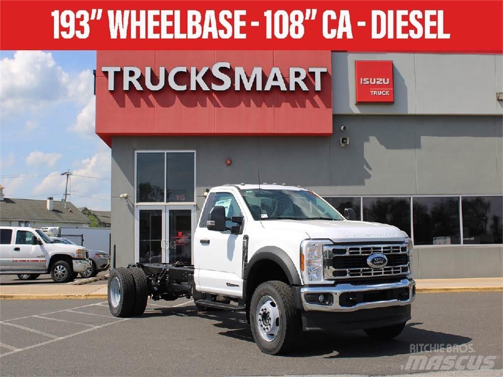 Ford F600 Camiões basculantes