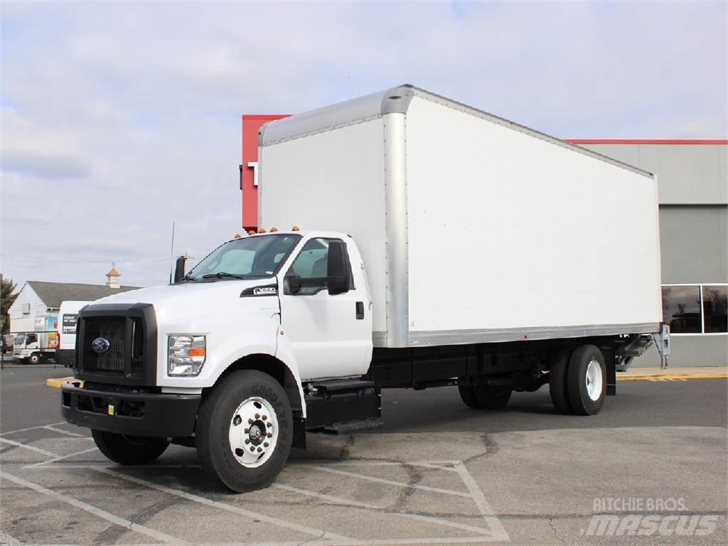 Ford F650 Camiões de caixa fechada