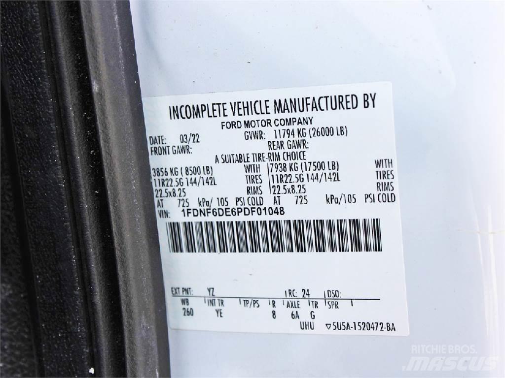 Ford F650 Camiões estrado/caixa aberta