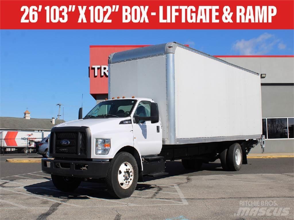 Ford F650 Camiões de caixa fechada